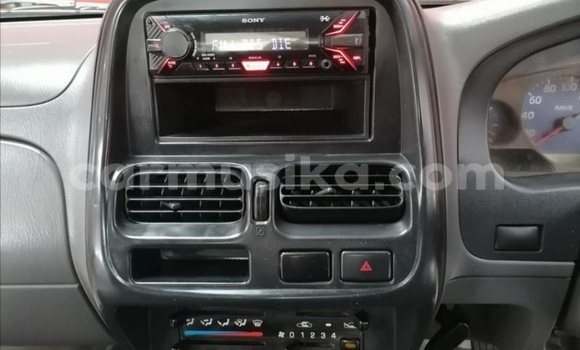 Acheter Occasion Voiture Nissan Hardbody Blanc à Beitbridge, Matabeleland South Acheter Occasion Voiture Nissan Hardbody Blanc à Beitbridge, Matabeleland South