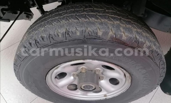 Acheter Occasion Voiture Nissan Hardbody Blanc à Beitbridge, Matabeleland South Acheter Occasion Voiture Nissan Hardbody Blanc à Beitbridge, Matabeleland South