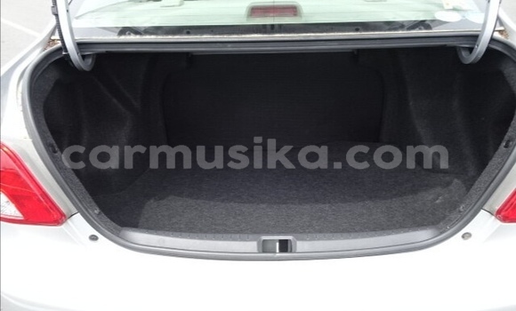 Tenga Tsaru Toyota Belta Sirivha Mota in Beitbridge in Matabeleland South Tenga Tsaru Toyota Belta Sirivha Mota in Beitbridge in Matabeleland South