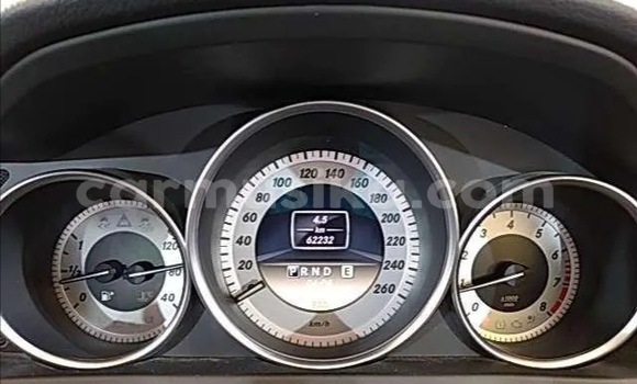 Tenga Tsaru Mercedes-Benz C-Classe Tsvuku Mota in Beitbridge in Matabeleland South Tenga Tsaru Mercedes-Benz C-Classe Tsvuku Mota in Beitbridge in Matabeleland South