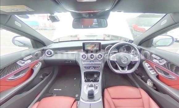 Acheter Occasion Voiture Mercedes-Benz C-Classe Gris à Beitbridge, Matabeleland South Acheter Occasion Voiture Mercedes-Benz C-Classe Gris à Beitbridge, Matabeleland South