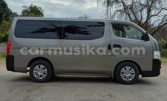 Tenga Itsva Nissan NV350 Caravan Sirivha Mota in Harare in Harare Tenga Itsva Nissan NV350 Caravan Sirivha Mota in Harare in Harare