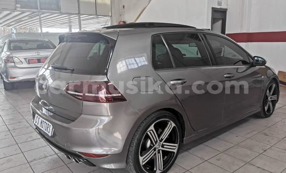 Acheter Occasion Voiture Volkswagen Golf R Gris à Beitbridge, Matabeleland South Acheter Occasion Voiture Volkswagen Golf R Gris à Beitbridge, Matabeleland South