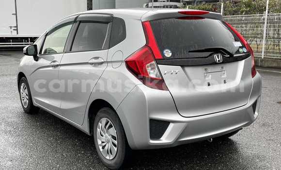 Acheter Occasion Voiture Honda Fit Gris à Beitbridge, Matabeleland South