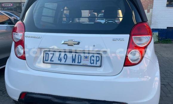 Buy Used Chevrolet Spark White Car in Harare in Harare Buy Used Chevrolet Spark White Car in Harare in Harare