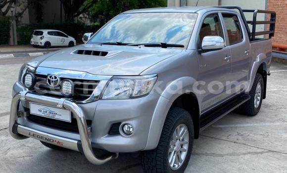 Buy Used Toyota Hilux Silver Car in Beitbridge in Matabeleland South Buy Used Toyota Hilux Silver Car in Beitbridge in Matabeleland South
