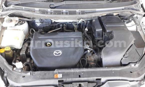 Tenga Tsaru Mazda 5 Chena Mota in Harare in Harare Tenga Tsaru Mazda 5 Chena Mota in Harare in Harare