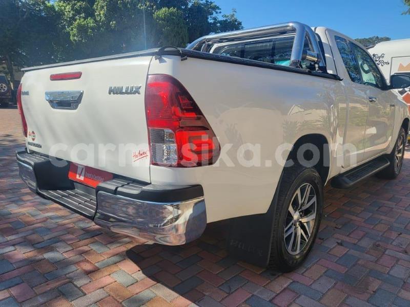 Big with watermark toyota hilux matabeleland south beitbridge 30108