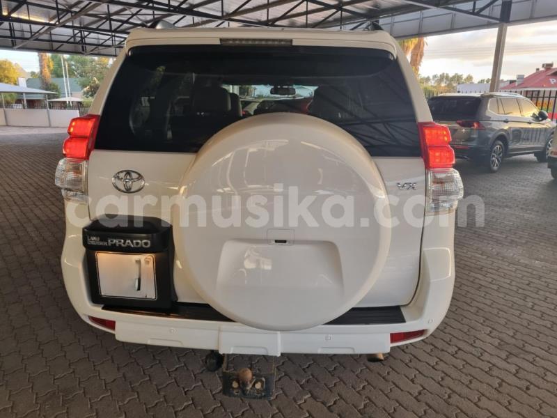 Big with watermark toyota land cruiser prado matabeleland south beitbridge 30110