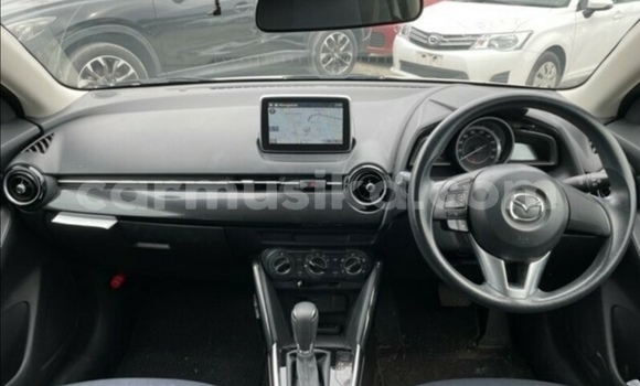 Acheter Occasion Voiture Mazda Demio Blanc à Beitbridge, Matabeleland South Acheter Occasion Voiture Mazda Demio Blanc à Beitbridge, Matabeleland South