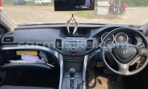 Acheter Occasion Voiture Honda Accord Blanc à Beitbridge, Matabeleland South Acheter Occasion Voiture Honda Accord Blanc à Beitbridge, Matabeleland South