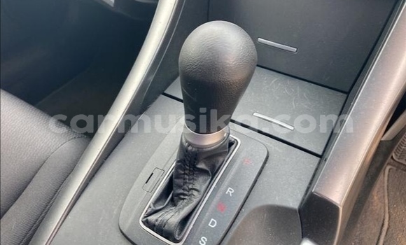 Acheter Occasion Voiture Honda Accord Blanc à Beitbridge, Matabeleland South Acheter Occasion Voiture Honda Accord Blanc à Beitbridge, Matabeleland South