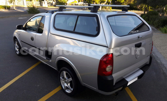 Tenga Tsaru Opel Corsa Sirivha Mota in Beitbridge in Matabeleland South Tenga Tsaru Opel Corsa Sirivha Mota in Beitbridge in Matabeleland South