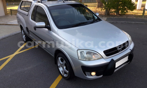 Tenga Tsaru Opel Corsa Sirivha Mota in Beitbridge in Matabeleland South Tenga Tsaru Opel Corsa Sirivha Mota in Beitbridge in Matabeleland South