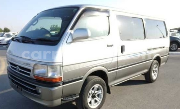 Tenga Tsaru Toyota Hiace Sirivha Mota in Beitbridge in Matabeleland South
