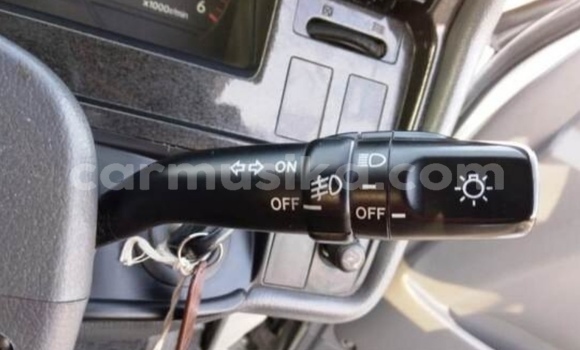 Buy Used Toyota Hiace Silver Car in Beitbridge in Matabeleland South Buy Used Toyota Hiace Silver Car in Beitbridge in Matabeleland South