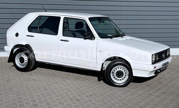 Buy Used Volkswagen Golf White Car in Beitbridge in Matabeleland South Buy Used Volkswagen Golf White Car in Beitbridge in Matabeleland South