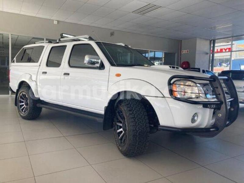 Big with watermark nissan np 300 matabeleland south beitbridge 30129