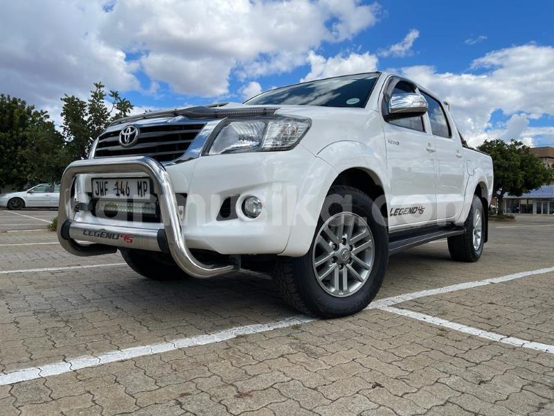 Big with watermark toyota hilux matabeleland south beitbridge 30136