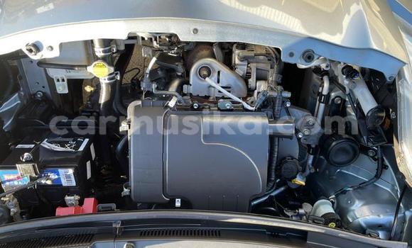 Nunua Ilio tumika Toyota Yaris Fedha Gari ndani ya Beitbridge nchini Matabeleland Kusini Nunua Ilio tumika Toyota Yaris Fedha Gari ndani ya Beitbridge nchini Matabeleland Kusini