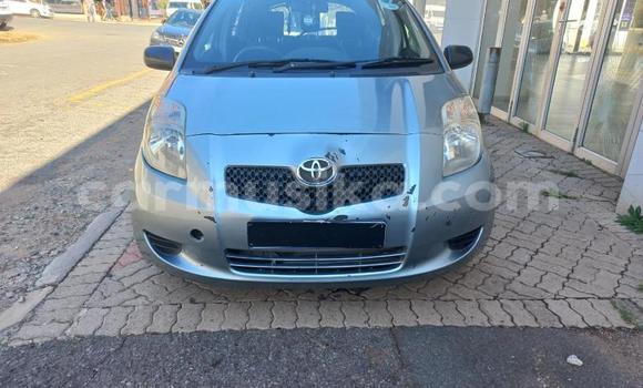 Nunua Ilio tumika Toyota Yaris Fedha Gari ndani ya Beitbridge nchini Matabeleland Kusini Nunua Ilio tumika Toyota Yaris Fedha Gari ndani ya Beitbridge nchini Matabeleland Kusini