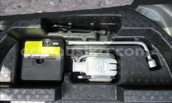 Acheter Occasion Voiture Toyota Vitz Noir à Beitbridge, Matabeleland South Acheter Occasion Voiture Toyota Vitz Noir à Beitbridge, Matabeleland South