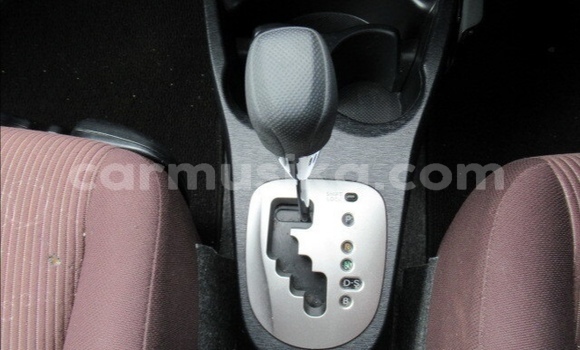 Acheter Occasion Voiture Toyota Vitz Noir à Beitbridge, Matabeleland South Acheter Occasion Voiture Toyota Vitz Noir à Beitbridge, Matabeleland South