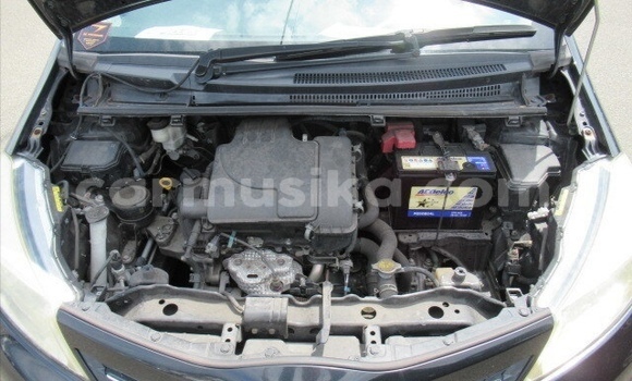 Acheter Occasion Voiture Toyota Vitz Noir à Beitbridge, Matabeleland South Acheter Occasion Voiture Toyota Vitz Noir à Beitbridge, Matabeleland South