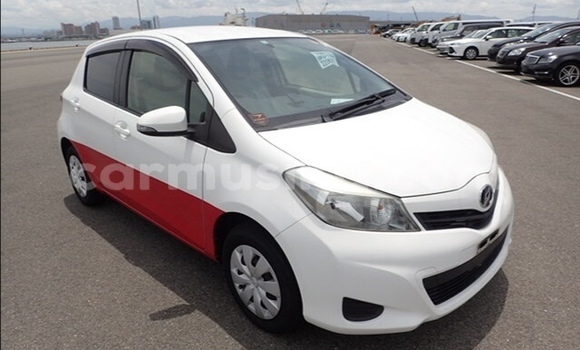 Tenga Tsaru Toyota Vitz Chena Mota in Beitbridge in Matabeleland South Tenga Tsaru Toyota Vitz Chena Mota in Beitbridge in Matabeleland South