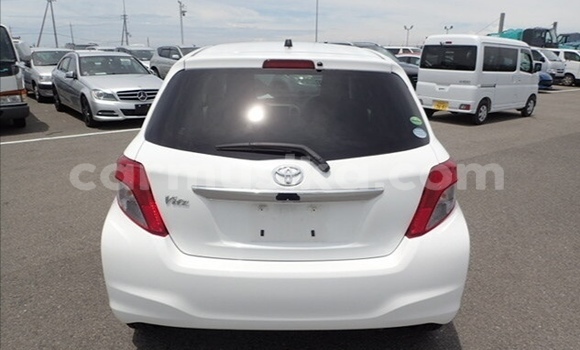 Tenga Tsaru Toyota Vitz Chena Mota in Beitbridge in Matabeleland South Tenga Tsaru Toyota Vitz Chena Mota in Beitbridge in Matabeleland South