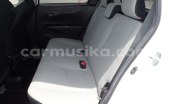 Tenga Tsaru Toyota Vitz Chena Mota in Beitbridge in Matabeleland South Tenga Tsaru Toyota Vitz Chena Mota in Beitbridge in Matabeleland South