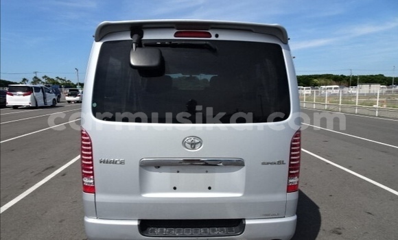 Tenga Tsaru Toyota Hiace Sirivha Mota in Beitbridge in Matabeleland South Tenga Tsaru Toyota Hiace Sirivha Mota in Beitbridge in Matabeleland South