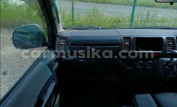 Tenga Tsaru Toyota Hiace Zvimwe Mota in Beitbridge in Matabeleland South Tenga Tsaru Toyota Hiace Zvimwe Mota in Beitbridge in Matabeleland South