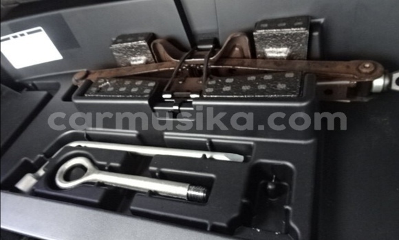 Acheter Occasion Voiture Toyota Harrier Noir à Beitbridge, Matabeleland South Acheter Occasion Voiture Toyota Harrier Noir à Beitbridge, Matabeleland South