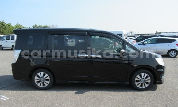 Acheter Occasion Voiture Honda Stepwgn Noir à Beitbridge, Matabeleland South Acheter Occasion Voiture Honda Stepwgn Noir à Beitbridge, Matabeleland South