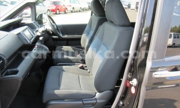 Acheter Occasion Voiture Honda Stepwgn Noir à Beitbridge, Matabeleland South Acheter Occasion Voiture Honda Stepwgn Noir à Beitbridge, Matabeleland South