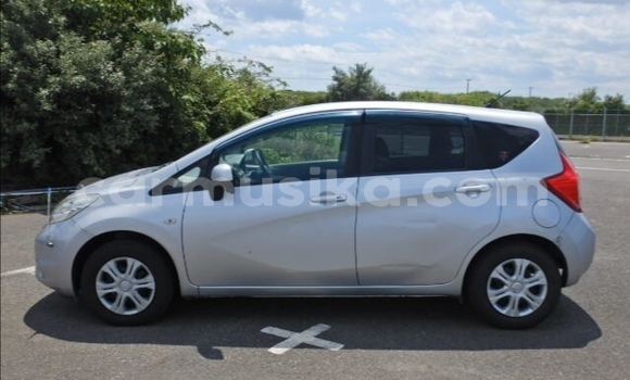 Tenga Tsaru Nissan Note Sirivha Mota in Beitbridge in Matabeleland South Tenga Tsaru Nissan Note Sirivha Mota in Beitbridge in Matabeleland South