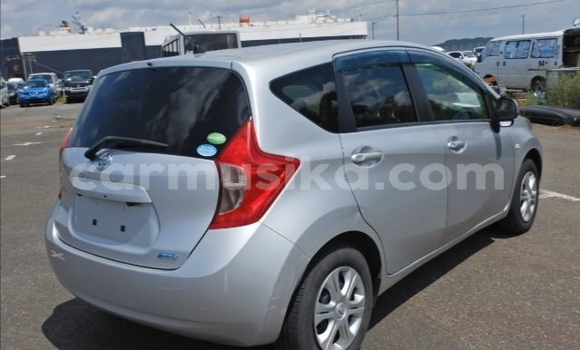 Tenga Tsaru Nissan Note Sirivha Mota in Beitbridge in Matabeleland South Tenga Tsaru Nissan Note Sirivha Mota in Beitbridge in Matabeleland South