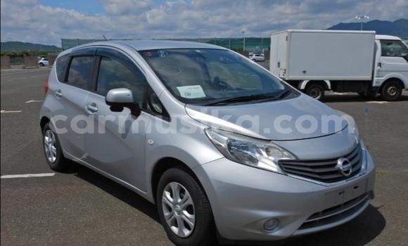 Tenga Tsaru Nissan Note Sirivha Mota in Beitbridge in Matabeleland South Tenga Tsaru Nissan Note Sirivha Mota in Beitbridge in Matabeleland South