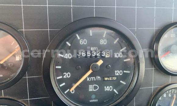 Buy Used Mercedes-Benz E-Classe White Car in Beitbridge in Matabeleland South Buy Used Mercedes-Benz E-Classe White Car in Beitbridge in Matabeleland South