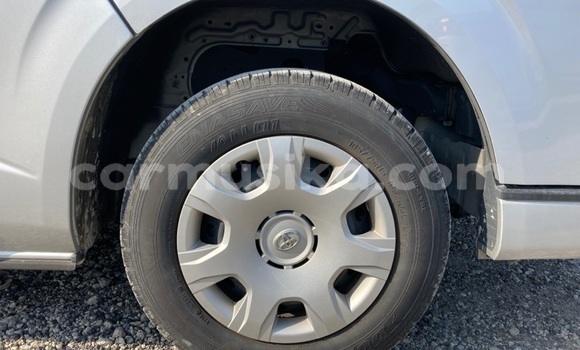 Buy Used Toyota Hiace Silver Car in Beitbridge in Matabeleland South Buy Used Toyota Hiace Silver Car in Beitbridge in Matabeleland South