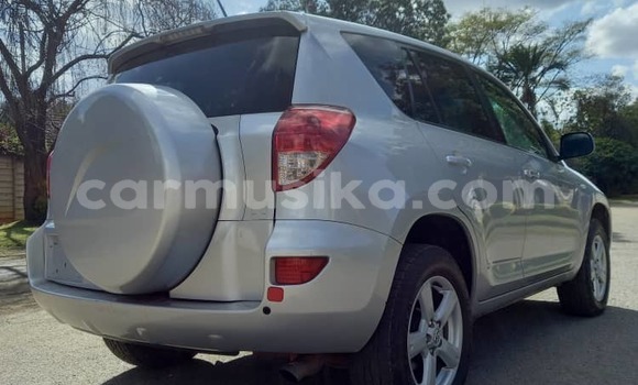 Acheter Occasion Voiture Toyota RAV4 Gris à Harare, Harare Acheter Occasion Voiture Toyota RAV4 Gris à Harare, Harare