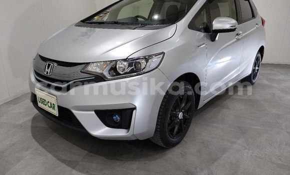 Acheter Occasion Voiture Honda Fit Gris à Beitbridge, Matabeleland South Acheter Occasion Voiture Honda Fit Gris à Beitbridge, Matabeleland South