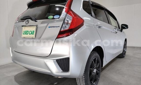 Acheter Occasion Voiture Honda Fit Gris à Beitbridge, Matabeleland South Acheter Occasion Voiture Honda Fit Gris à Beitbridge, Matabeleland South