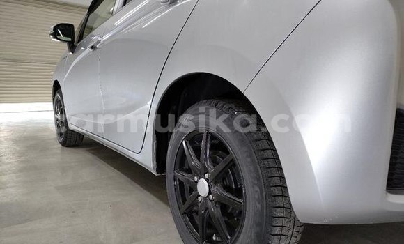 Acheter Occasion Voiture Honda Fit Gris à Beitbridge, Matabeleland South Acheter Occasion Voiture Honda Fit Gris à Beitbridge, Matabeleland South