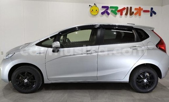 Acheter Occasion Voiture Honda Fit Gris à Beitbridge, Matabeleland South Acheter Occasion Voiture Honda Fit Gris à Beitbridge, Matabeleland South