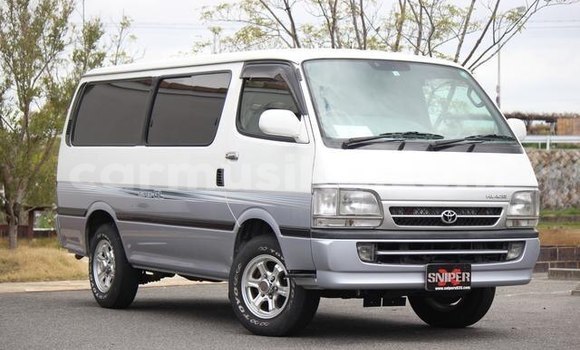 Tenga Tsaru Toyota Hiace Sirivha Mota in Beitbridge in Matabeleland South Tenga Tsaru Toyota Hiace Sirivha Mota in Beitbridge in Matabeleland South