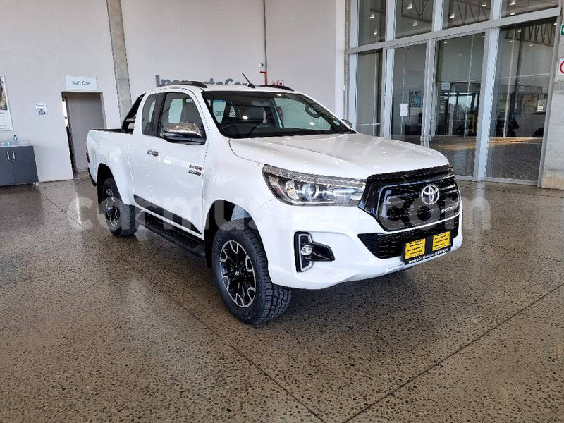 Big with watermark toyota hilux matabeleland south beitbridge 30192