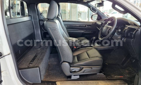 Acheter Occasion Voiture Toyota Hilux Blanc à Beitbridge, Matabeleland South Acheter Occasion Voiture Toyota Hilux Blanc à Beitbridge, Matabeleland South