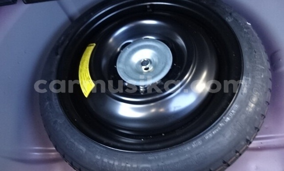 Nunua Ilio tumika Mazda Verisa Nyekundu Gari ndani ya Beitbridge nchini Matabeleland Kusini Nunua Ilio tumika Mazda Verisa Nyekundu Gari ndani ya Beitbridge nchini Matabeleland Kusini